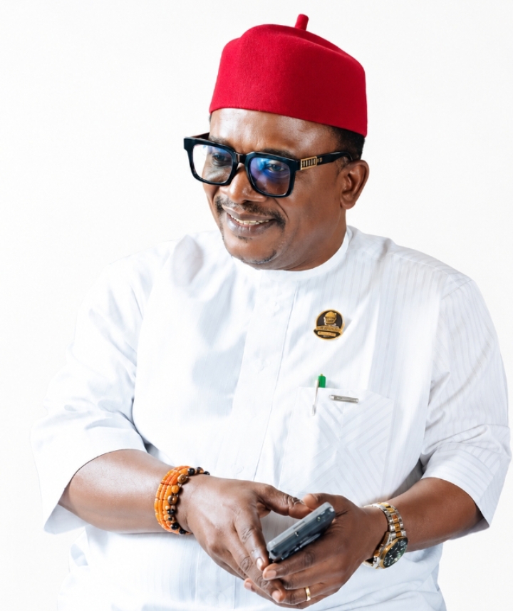 SMART UFOH FELICITATES GOVERNOR OBOREVWORI ON NEW TELEGRAPH GOVERNOR OF THE YEAR  AWARD